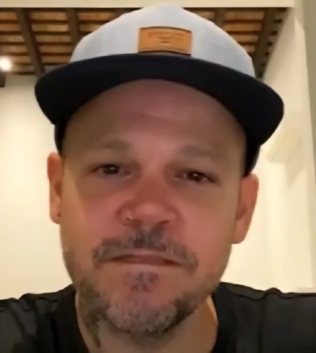 <a href="/Residente/">Residente</a> ❌️
@Retardado ✅️