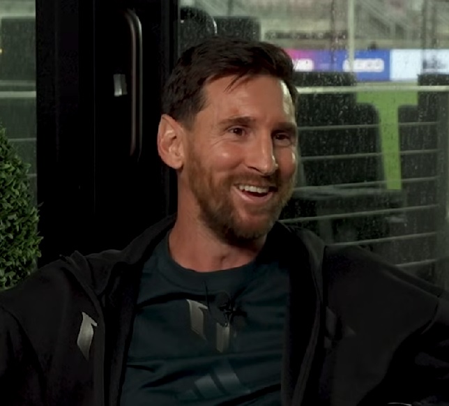 bpthaber's tweet image. Lionel Messi: "Ben TikTok bağımlısıyım. Boş vaktimde tüm videoları izliyorum.

Yapay zekayla tutuklandığımı gösteren videolar falan yapmışlar, çok gülüyorum."