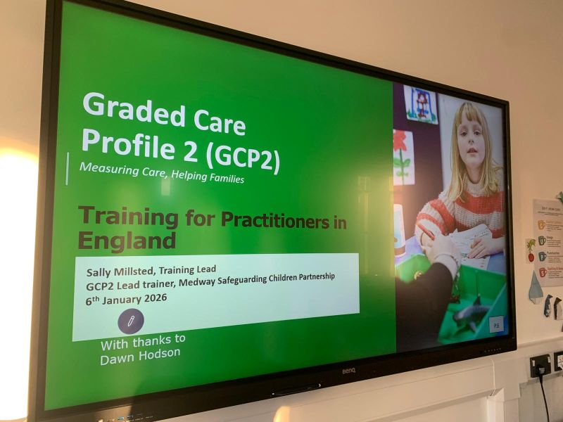 MedwaySCP's tweet photo. Thank you to Fort Pitt Grammar School for hosting the @MedwaySCP Graded Care Profile 2 course today.

#ChildrenInMedwayMatter #Safeguarding #LearningAndDevelopment #GrowWithLearning https://t.co/HxHTNhbVWU