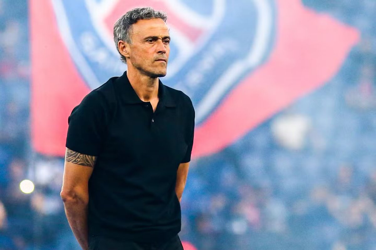 SimplyUtd's tweet image. 🚨 BREAKING! 

Luis Enrique has refused to extend his contract at PSG despite a gigantic contract offer as he wants a new challenge in the summer! 

Could it be??? 👀

[ @BILD ]