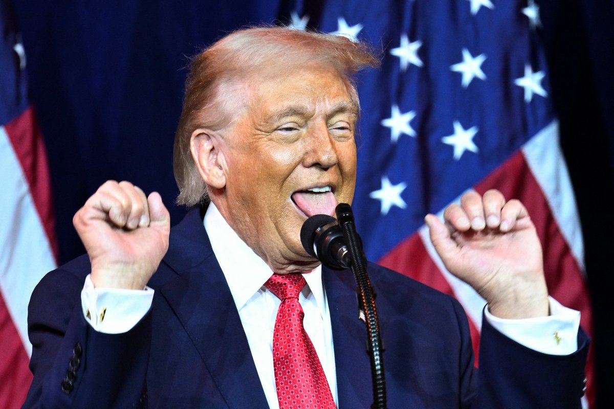 atrupar's tweet image. photos from Trump's speech to House Republicans 

(Mandel Ngan/AFP via Getty)