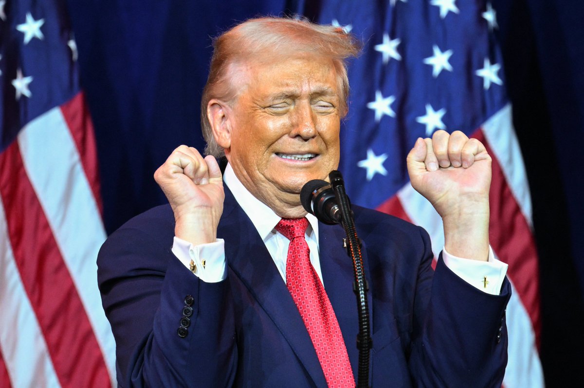 atrupar's tweet image. photos from Trump's speech to House Republicans 

(Mandel Ngan/AFP via Getty)