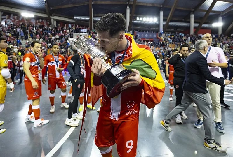 Jimbee Cartagena Costa Cálida ❤️🤍 tweet media