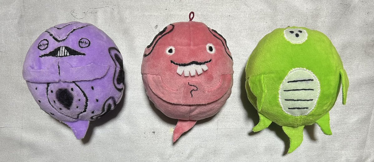 これが！三次創作ってやつだ！！

二次創作元には作成の許可は取った
掲載の許可は取ってないのでなんかあったら消すけど頑張ったんだよ久しぶりの縫い物
頑張ったんだよぉ〜