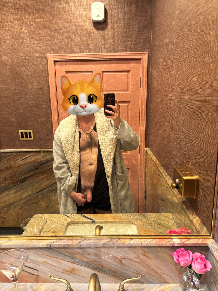 JayHowlettXXX's tweet photo. Went to a “Onesies” party and the only good picture I took has my cock out 🙃 https://t.co/GU6IDO17Wf