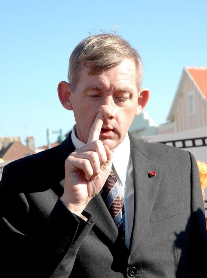 Trump peut rêver. Le président du Groland ne se laissera pas faire ! #NicheTweet