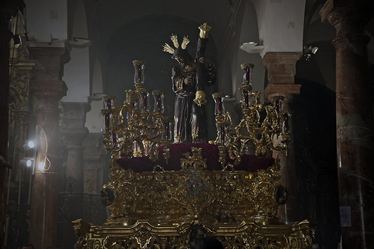 𝐌𝐚𝐫𝐭𝐞𝐬 𝐝𝐞 𝐂𝐚𝐧𝐝𝐞𝐥𝐚𝐫𝐢𝐚

"Se postrarán ante ti, Señor, todos los pueblos de la Tierra"