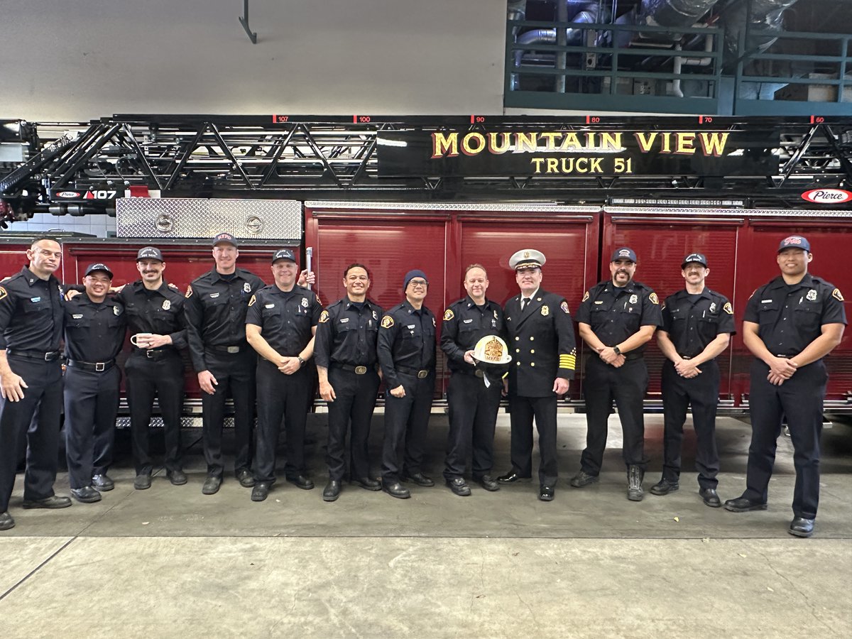 Mountain View Fire tweet media