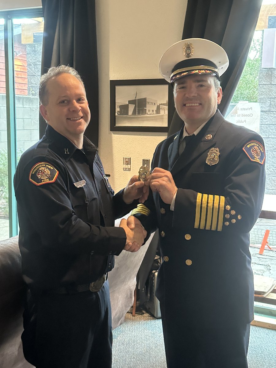 Mountain View Fire tweet media