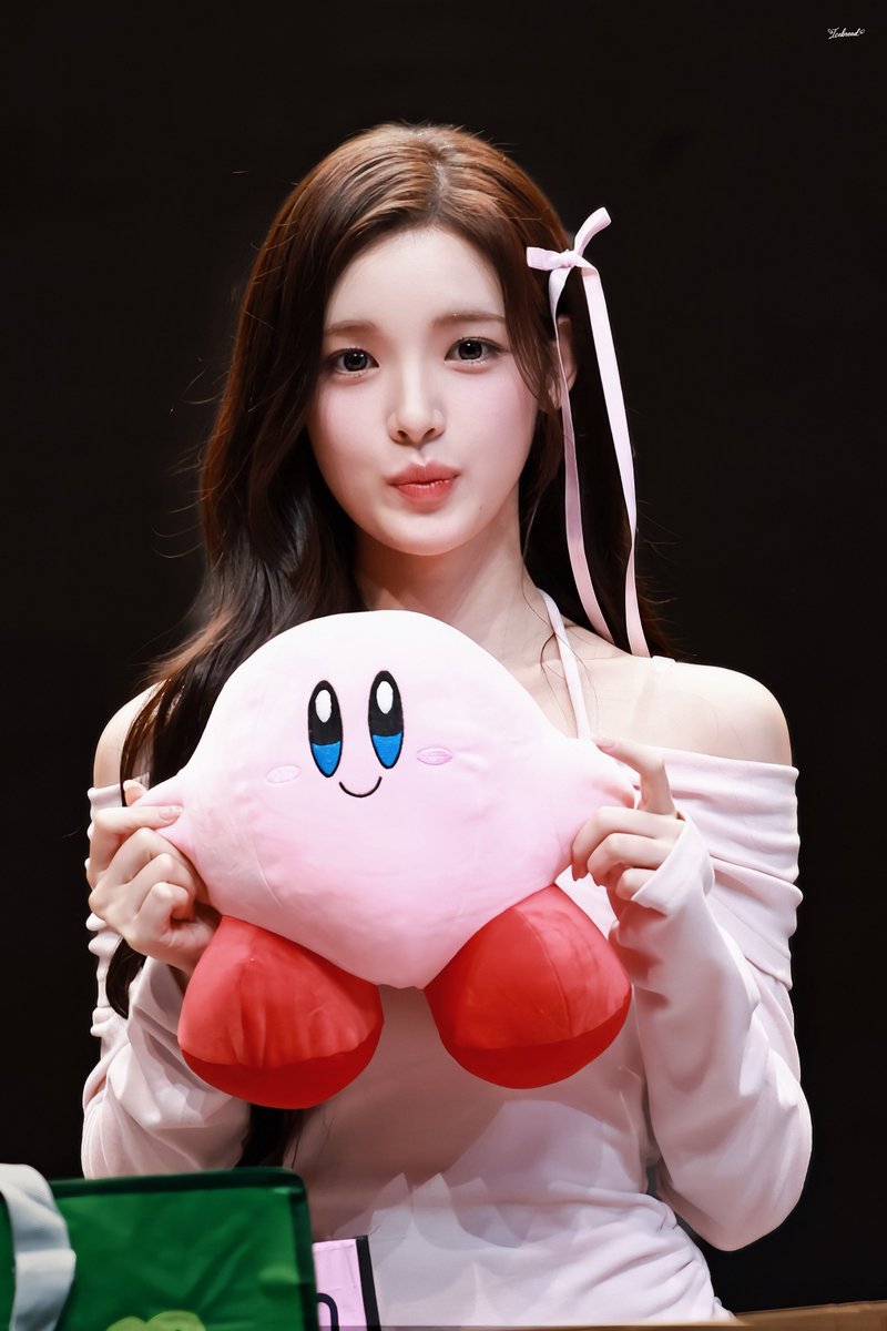 Icebread0412's tweet image. 251116 YUHA

💗

#Hearts2Hearts  #YUHA
#하츠투하츠 #유하