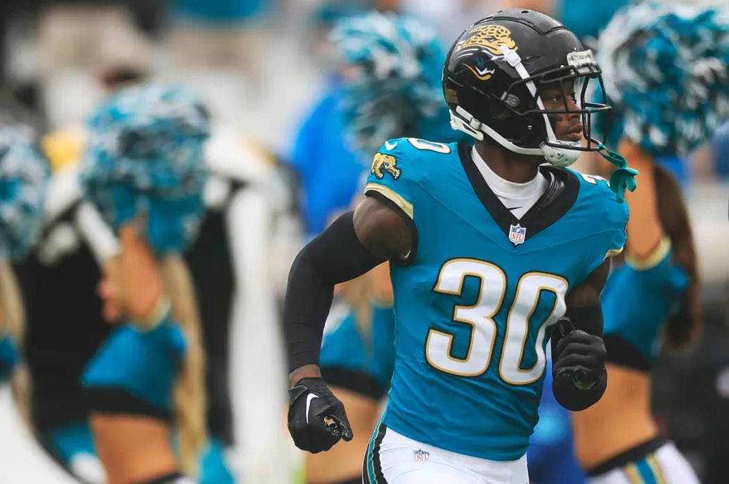 DanDGriffis's tweet image. According to @PFF, Montaric Brown allowed just 11 yards on 8 targets against the #Colts