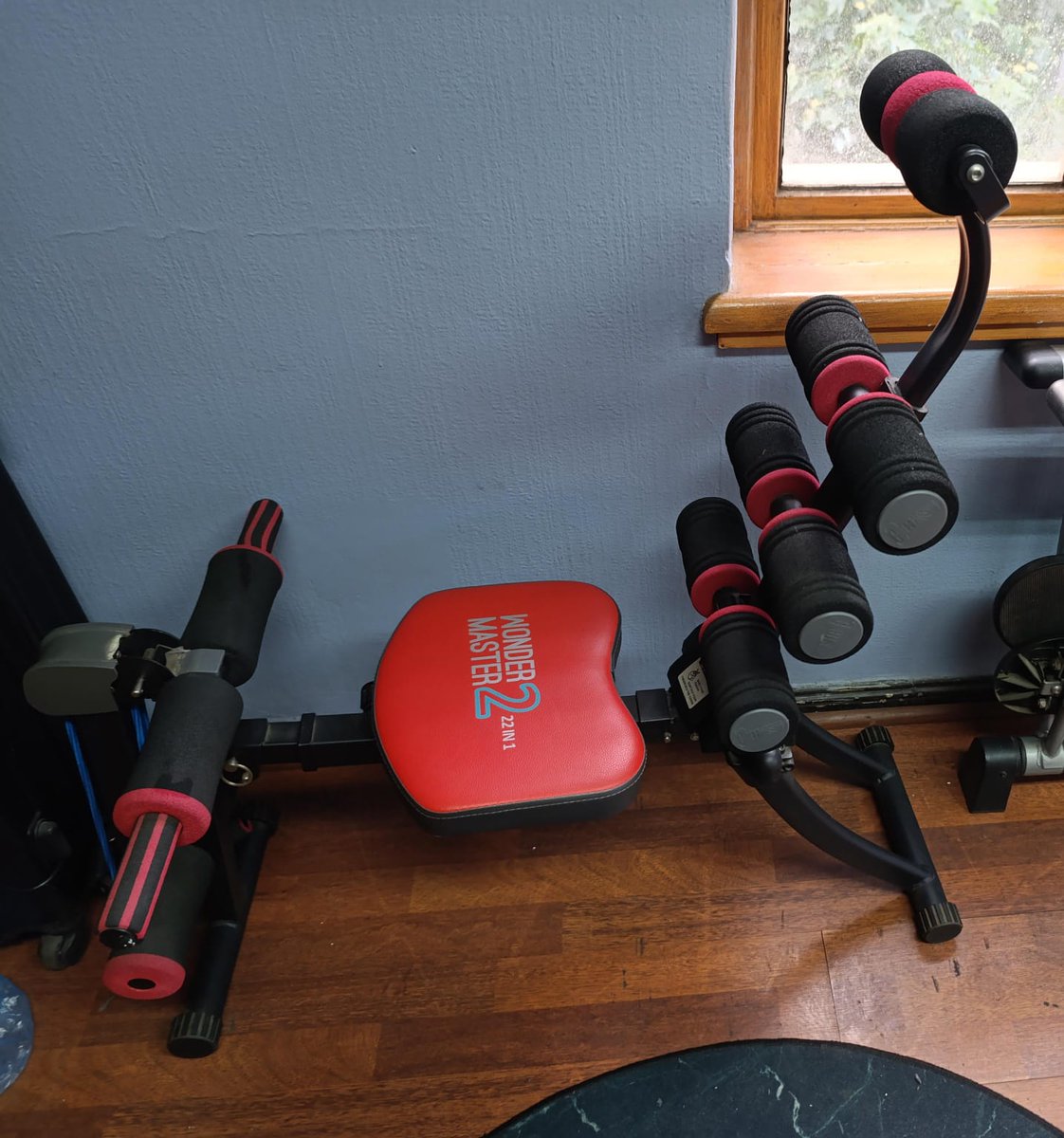 rockenaty's tweet image. Me ayudan compartir 🙏 Tengo estas maquinas con muy poco uso. Máquina para abdomen y cuerpo completo $30.000 - Tonificador de piernas y glúteos $15.000.- Consultas x inbox -  Retiro cerca de metro Moneda o metro parque almagro #Verano #Gimnasio #maquinas #gymlife