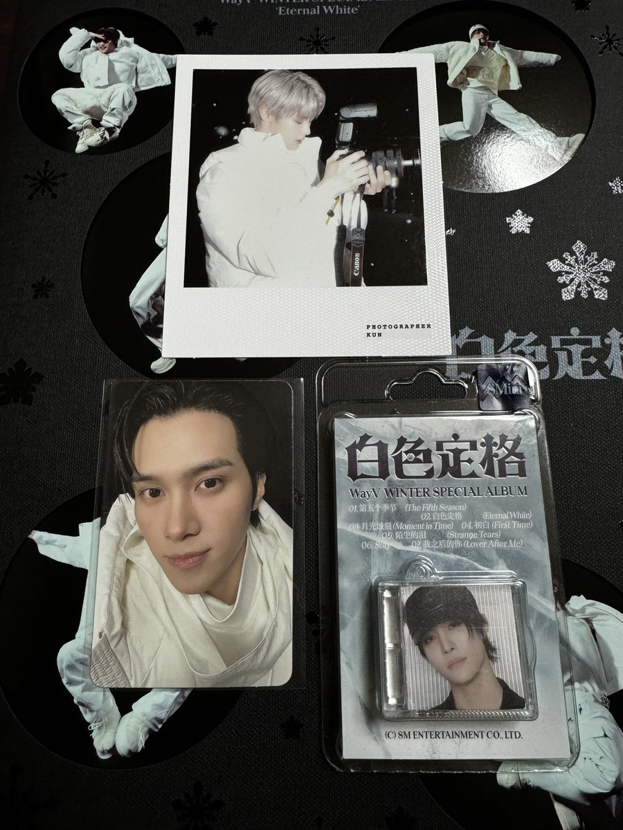 ic_ce4's tweet photo. 威神V WayV 白色定格 Eternal White トレカ 交換

譲）Black ver. ヘンドリー
ポラ クン
smini本体 ヤンヤン

求）同種テン💖優先、ヤンヤン💚

郵送での交換希望です！
お気軽にお声がけください🙇🏻‍♀️ https://t.co/7iFC1WucoU