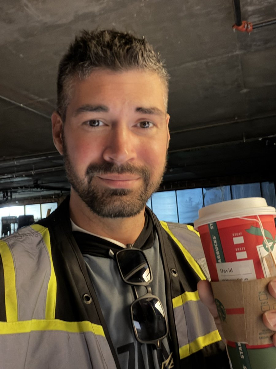 Beautiful sunny day in Scottsdale, Arizona ☀️😝  

Sipping that citrus hot tea from <a href="/Starbucks/">Starbucks</a> and feeling pure positive energy flowing through me.  

Today I'm living the triple A way: 
I ACKNOWLEDGE my blessings, APPRECIATE every little moment, and ALLOW the universe to bring
