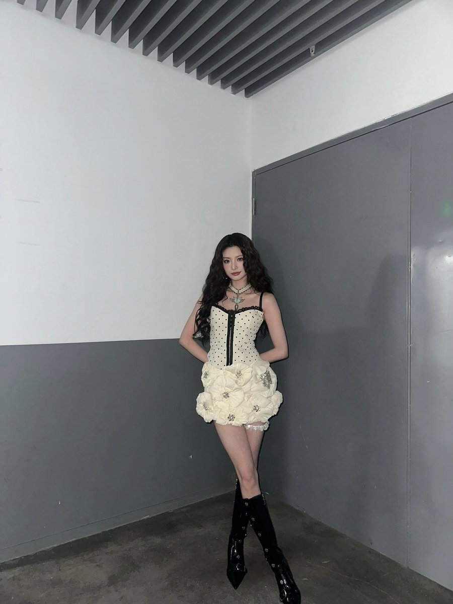 YIREN UPDATES tweet media