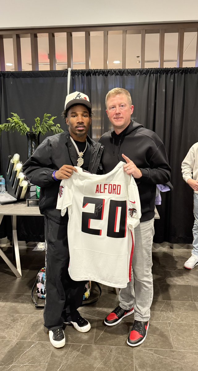 Josh Ealy tweet media