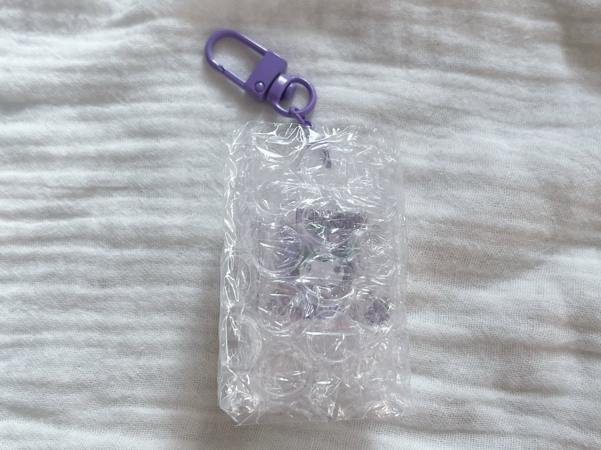 pym_172's tweet photo. 【交換】サンリオ フルーツデザイン 
シークレットキーホルダー

譲 : クロミ

求 : キティ、マイメロ

郵送での交換希望です。
お気軽にお声掛けくださいᙏ̤̫ https://t.co/iT3vIvlj21
