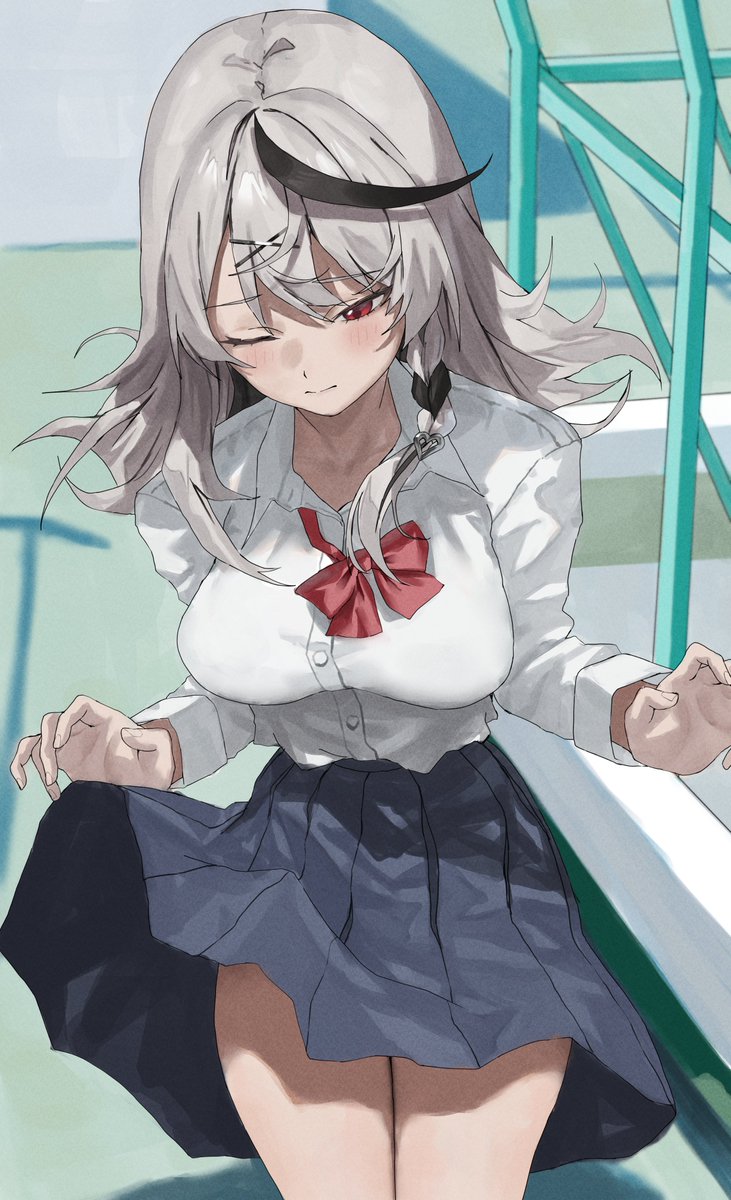 うっ、風つよっ 
#さかまた飼育日記