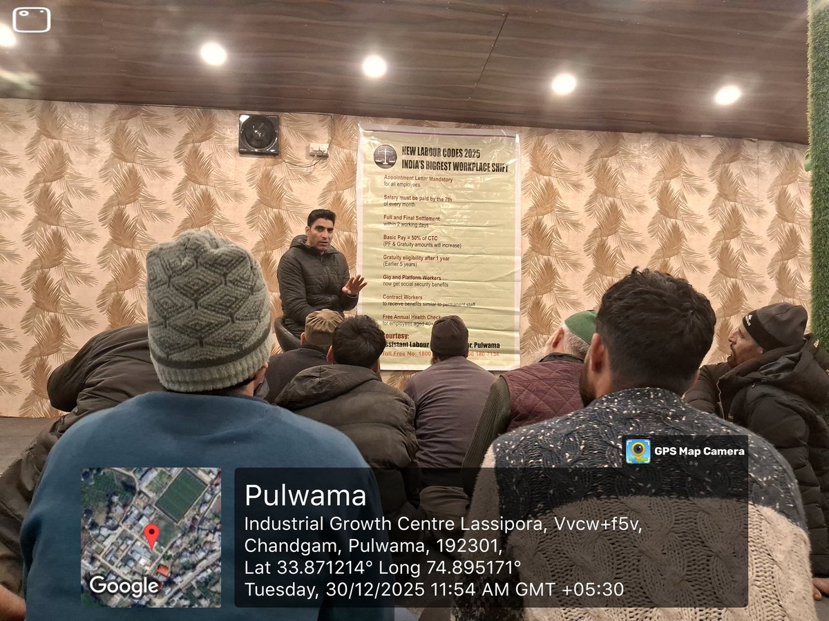 Assistant Labour Commissioner Pulwama tweet media