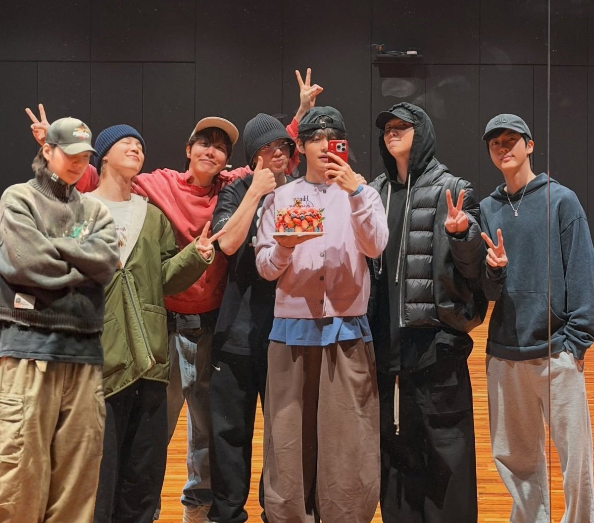 sakinayoongi's tweet image. 7