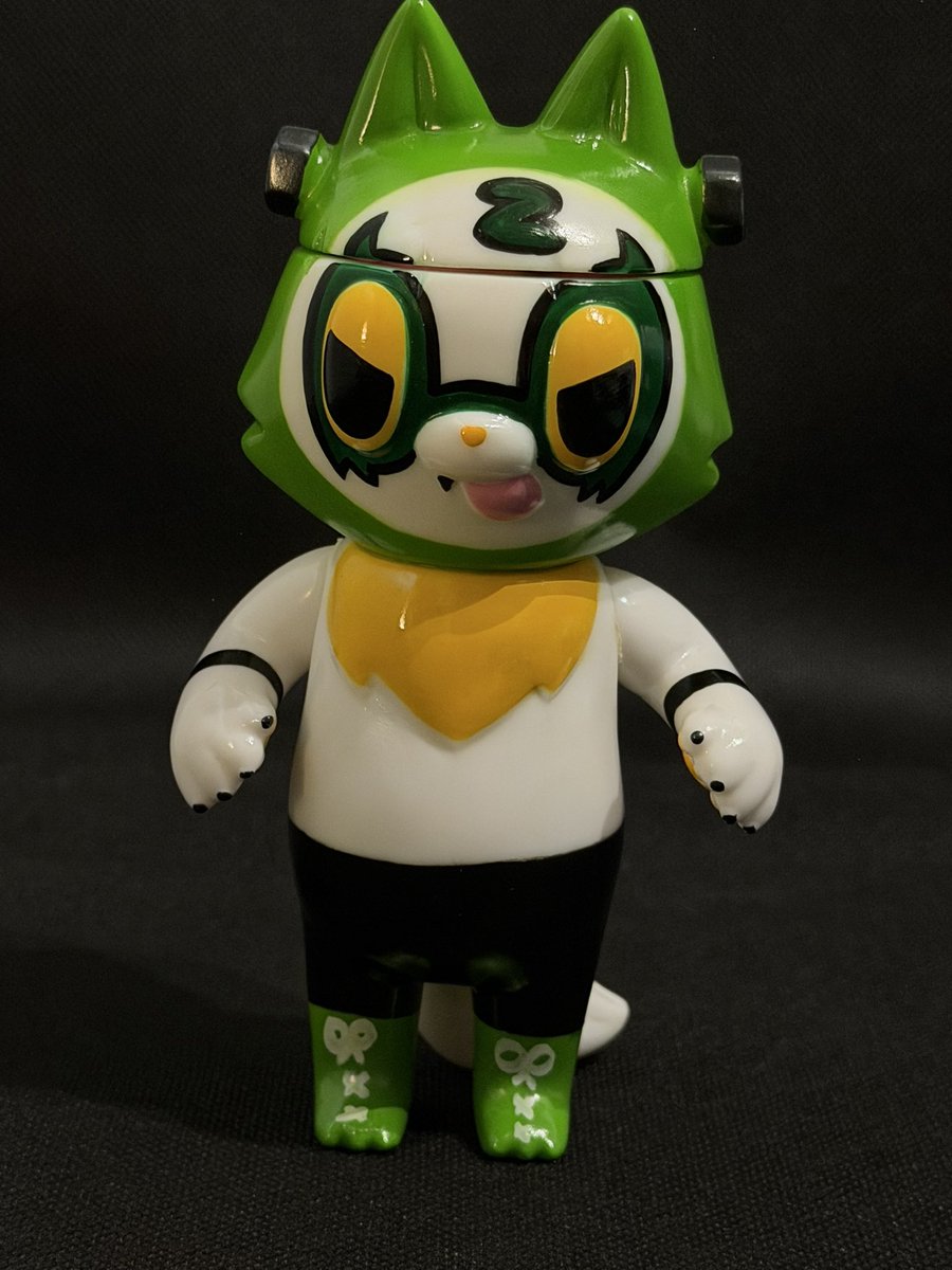 みちのくソフビ祭りで受注した、 bite morphさんのマスク・ド・ズンダ