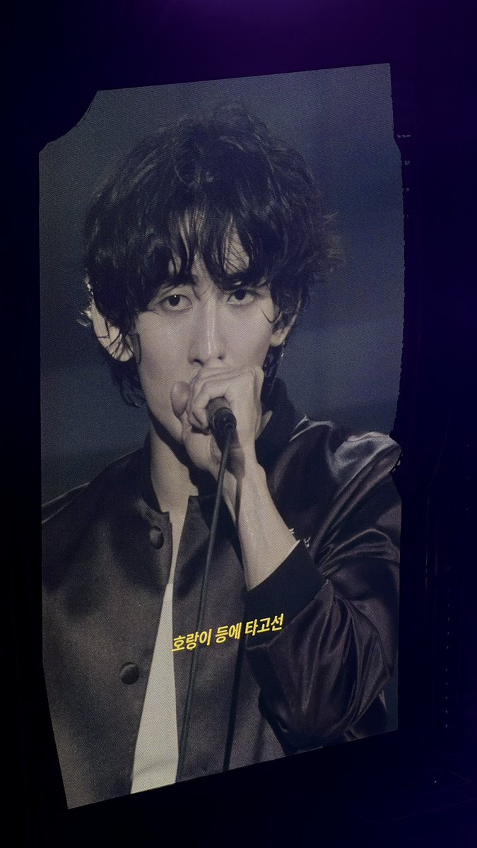 jayinfeb's tweet image. 2025년 마지막 주말을 잔나비와 함께 ! 🍷🖤