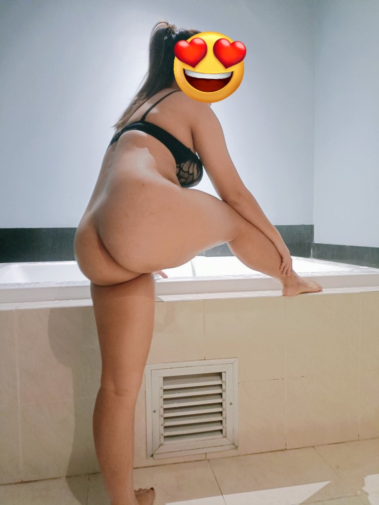 #รับชายเดี่ยว 
ดูดีมีมารยาท พร้อมซับพอร์ต (สายเปย์)
 นั่งดื่ม พูดคุย สร้างบรรยากาศ
สไตล์สาายดื่ม เป็นกันเอง 
รู้กติกามารยาท (มีค่าขนมนะค่ะ)
สนใจร่วมสนุก Dmแนะนำตัวไว้นะ
 #คู่แท้35/35
พิกัด : นนทบุรี