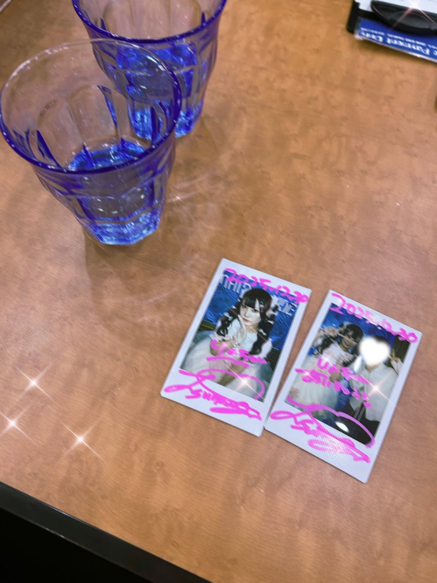 z_mrn_0's tweet photo. つむぎちゃんバースデーイベ🌱🎂💐
直接おめでとう言えてよかった ♡ྀི https://t.co/q3jB0KxiuY
