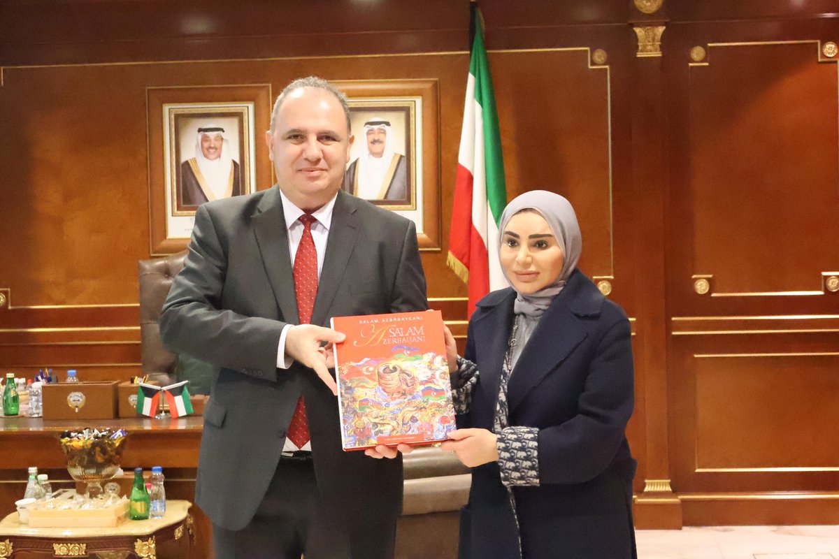 AzEmbKuwait's tweet image. During the meeting between the Ambassador of Azerbaijan, H.E. Emil Karimov, and the Minister of Social Affairs, Family and Childhood Affairs of #Kuwait, H.E. Dr. Amthal Hadi Haif Al-Huwailah, different issues of bilateral cooperation were discussed.