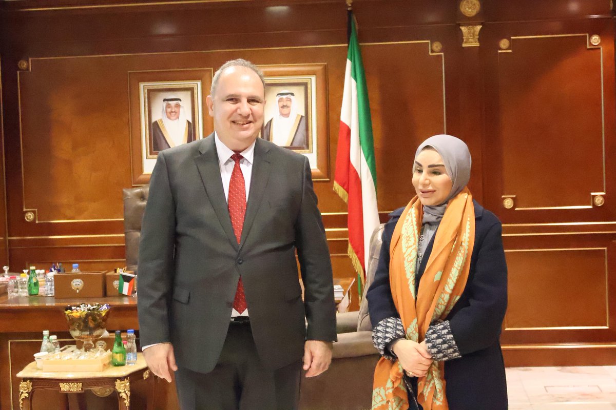 AzEmbKuwait's tweet image. During the meeting between the Ambassador of Azerbaijan, H.E. Emil Karimov, and the Minister of Social Affairs, Family and Childhood Affairs of #Kuwait, H.E. Dr. Amthal Hadi Haif Al-Huwailah, different issues of bilateral cooperation were discussed.