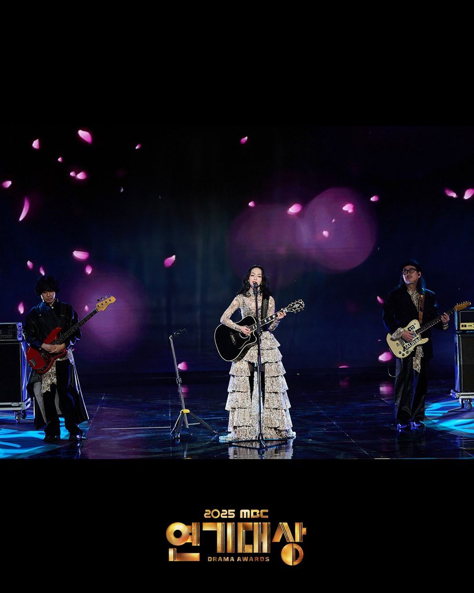 🏆#2025MBC연기대상🏆
믿고 듣는 레전드 록밴드
#자우림 축하무대🎵

#MBC연기대상 #MBC드라마
#연기대상 #연말시상식 #mbcdrama #MBC