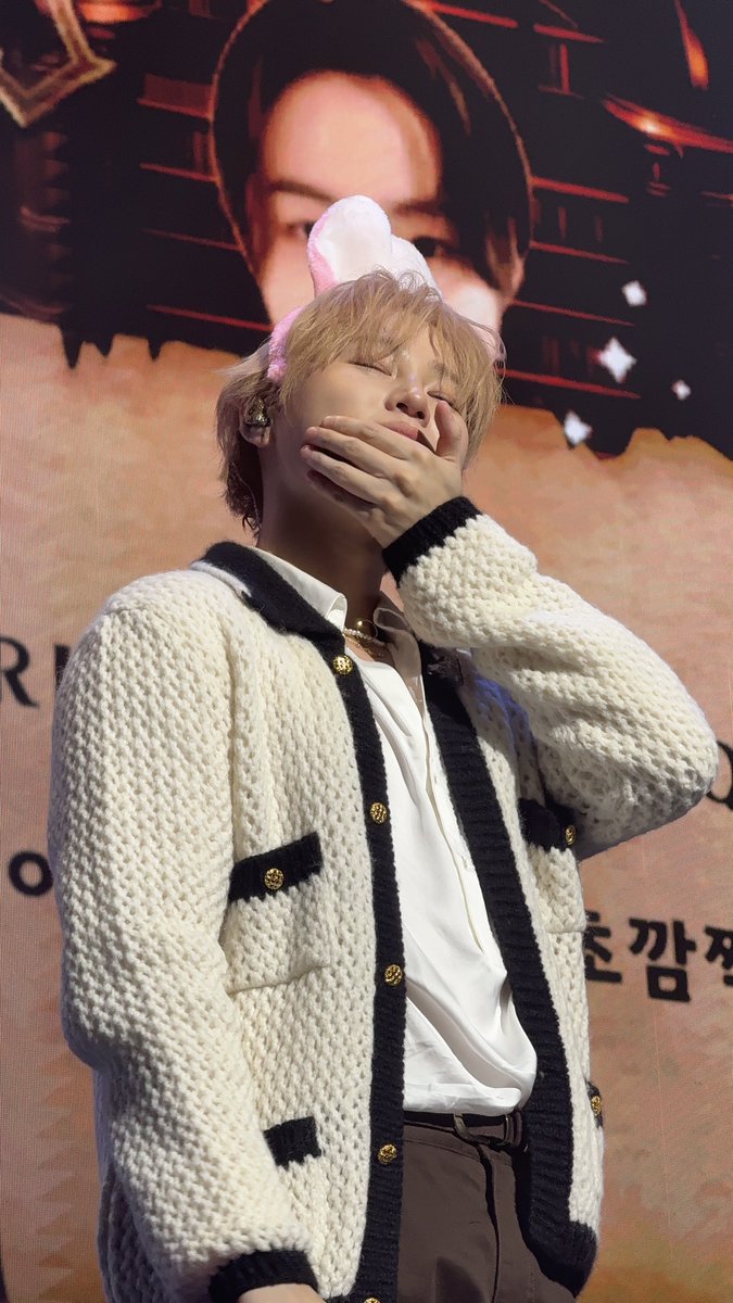 251230 텔더월드

아궁빵 ! 🐰🫶

#하성운 #HASUNGWOON