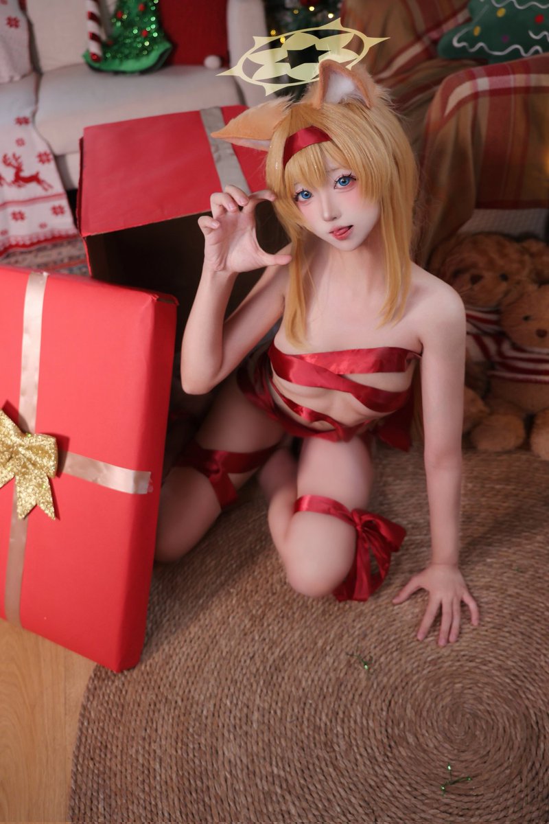 ブルーアーカイブ 狐耳キャラ クリスマスリボン衣装コスプレ