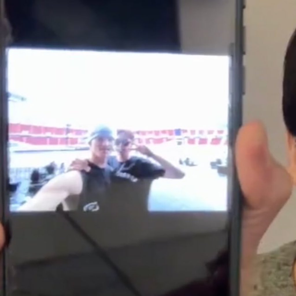 𓏲𝄢 tweet media