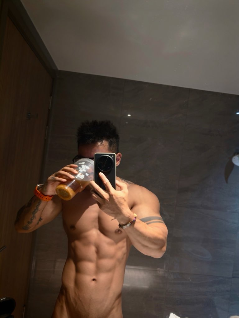 Buffwake tweet media