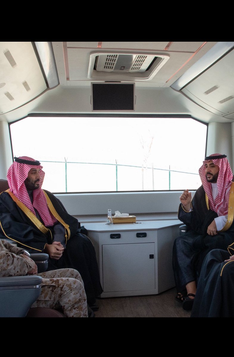 #السعوديه_العظمي

تحت بيرق سيدي سمعا وطاعة 🇸🇦