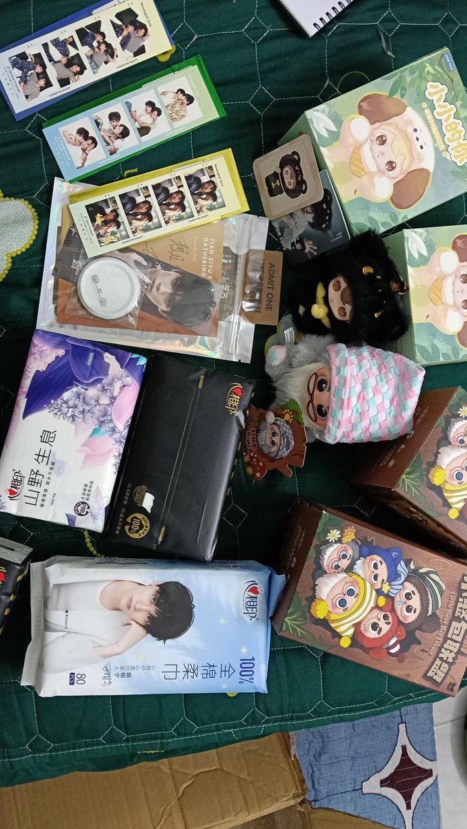 bbpp_far's tweet image. it's arrived! the dolls are so cuteeeeeeee, and everything else is cuteeeee. i really really like ittt. thankyou @tkhanhyo for helping me put and be patient with me. also, the other two dolls are for my friend so i will let her take pictures when she unboxes the dolls☺️❤️