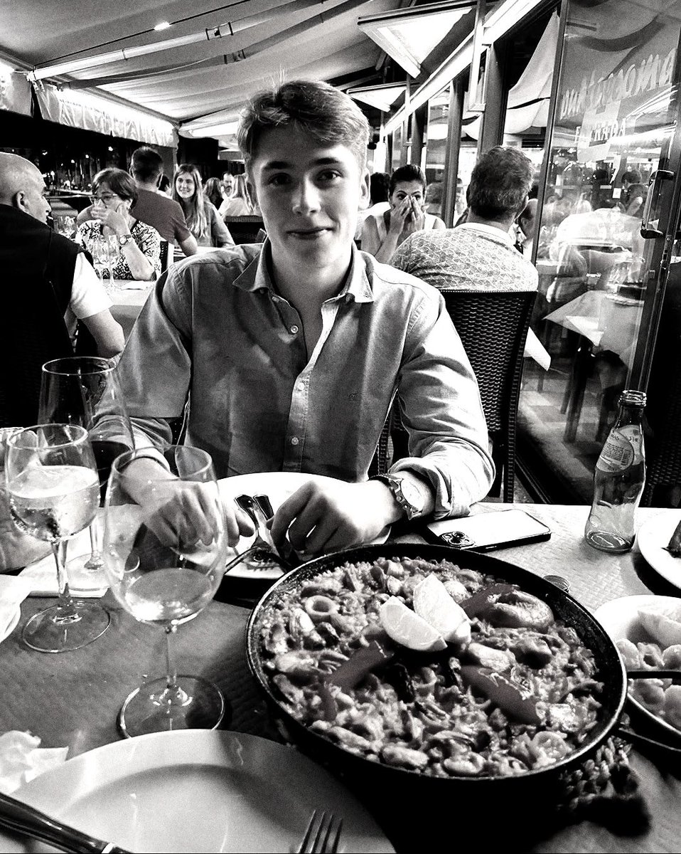 AANTWNELLI's tweet image. ᅠㅤ
ᅠ