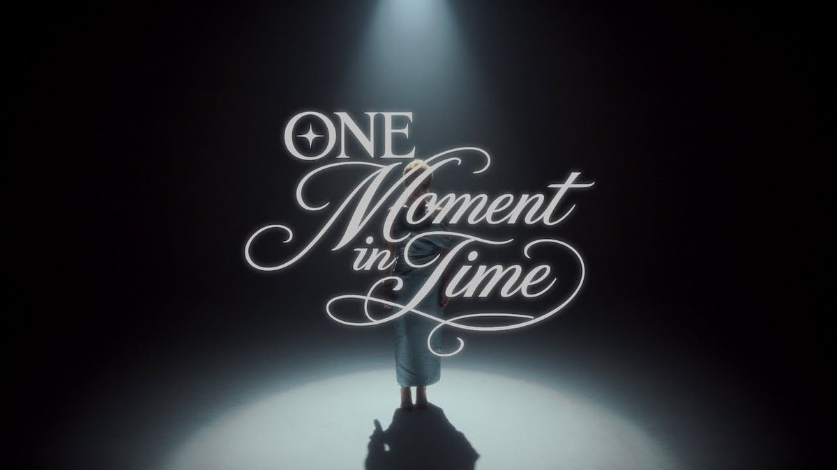 It’s been 4 years since <a href="/mingkki21/">Minzy</a> gifted her fans a special song cover ‘Reflection’ on her Birthday! And Now She dedicate her new cover “One Moment in time” to all her fans before the year end❤️

Special Holiday with MINZY
#OneMomentInTime_by_MINZY

#Minzy #공민지