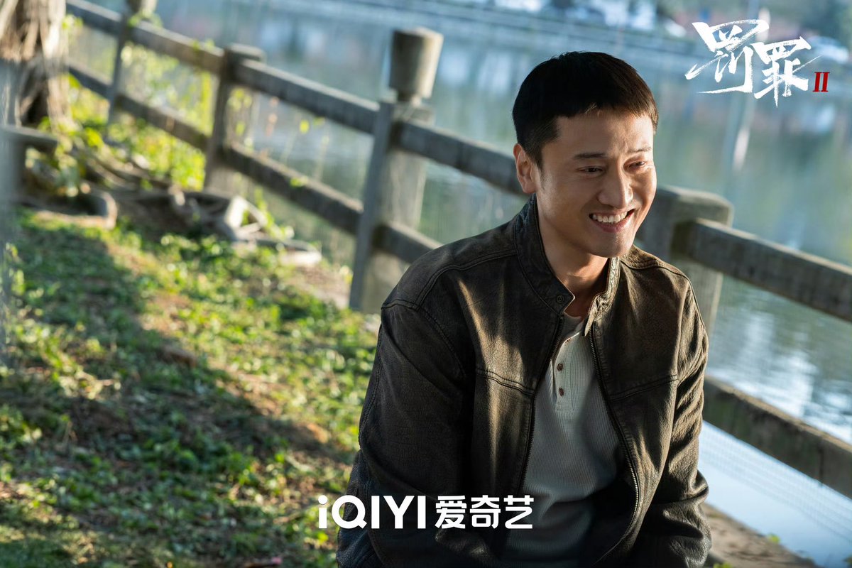 dramapotatoe's tweet photo. The currently airing police drama #ChasingtheUndercurrent2, starring Huang Jingyu, Wang Chuanjun, Liang Jie, with Wang Ziqi as guest appearance, &amp; more, release new stills 

More - https://t.co/jXlpqEyLEv

#罚罪2 https://t.co/VZCfIOgtoI