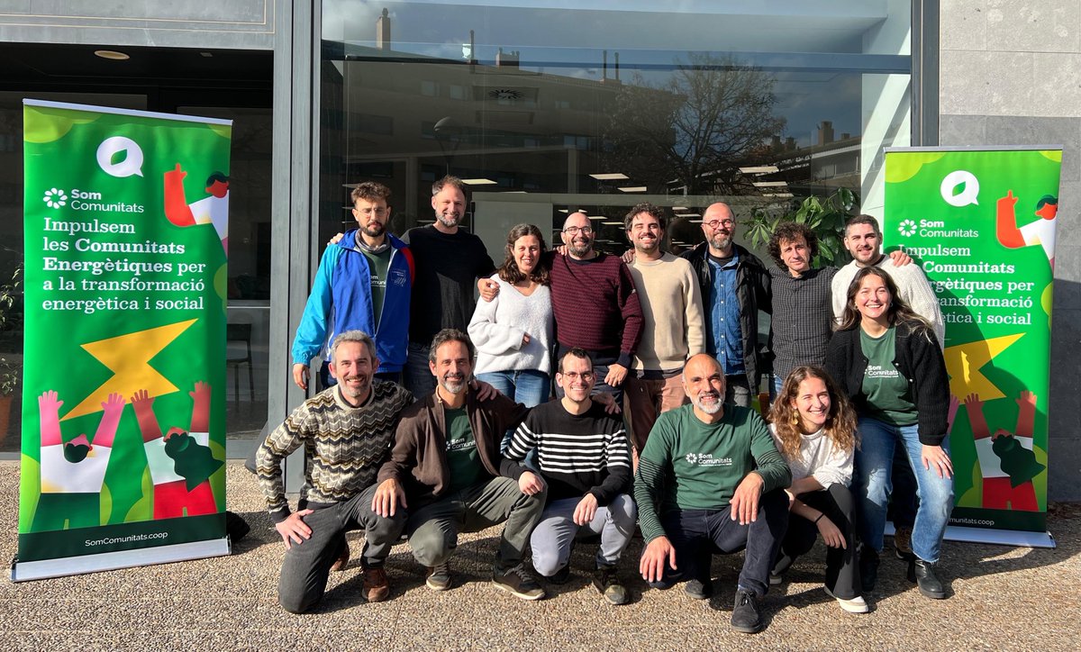 SomComunitats tweet media