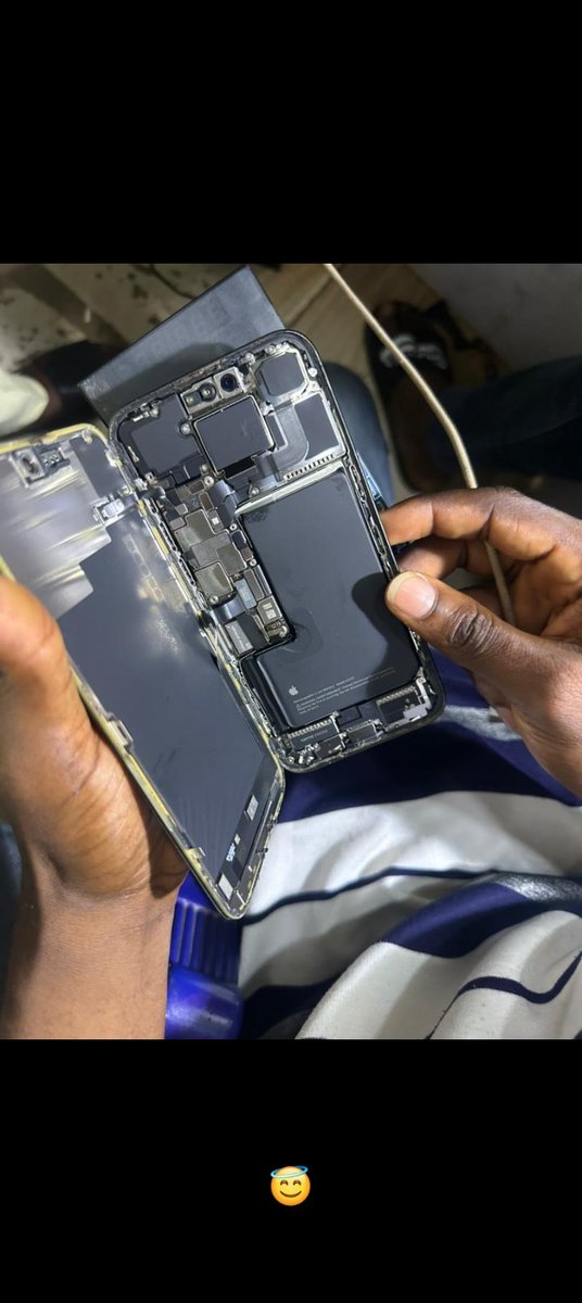 UsMxN.EtH (@holar_official) on Twitter photo 