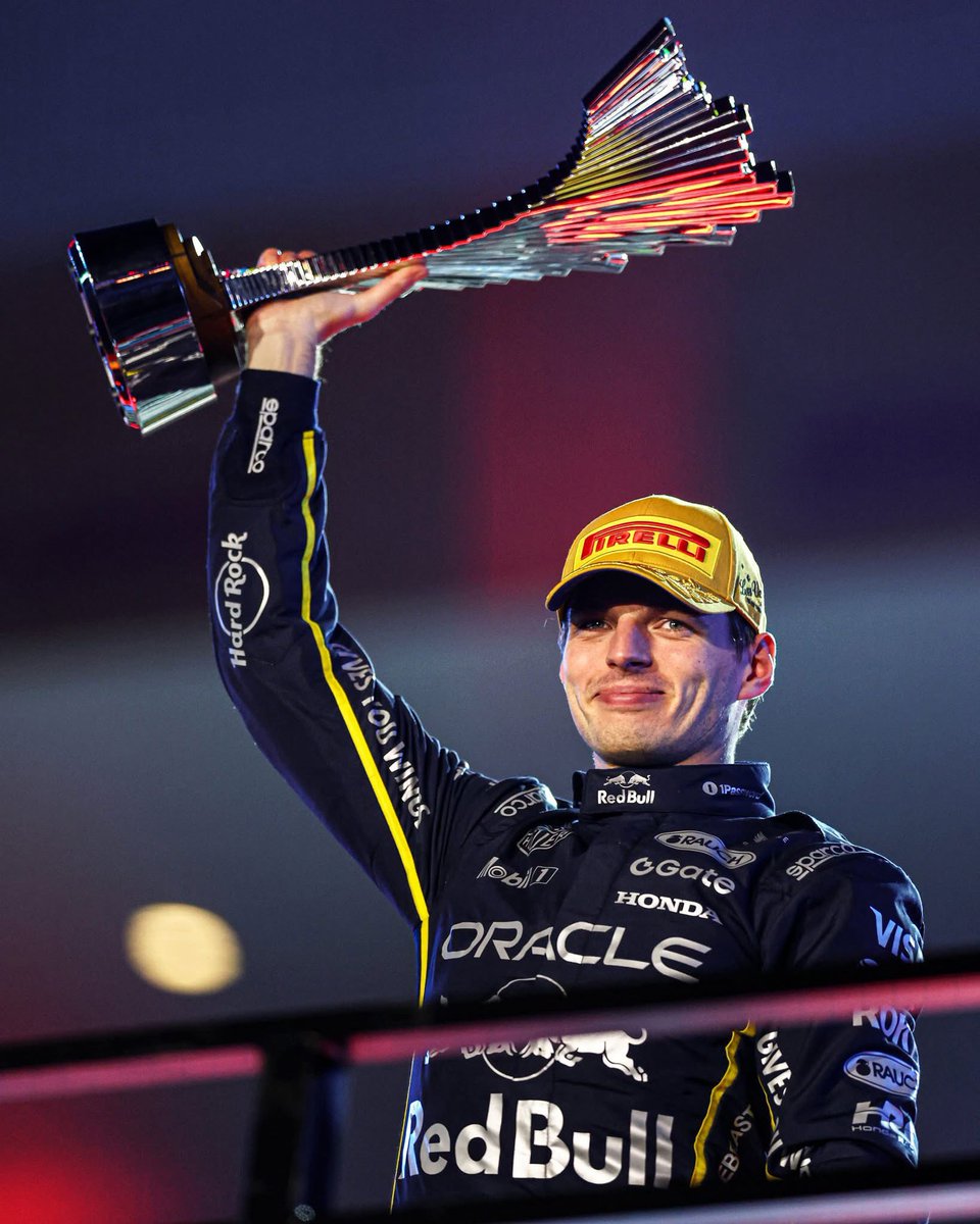 autosport's tweet image. For the first time, F1’s drivers have given their ‘Driver of the Year’ to someone who didn’t win the World Championship 🗳️