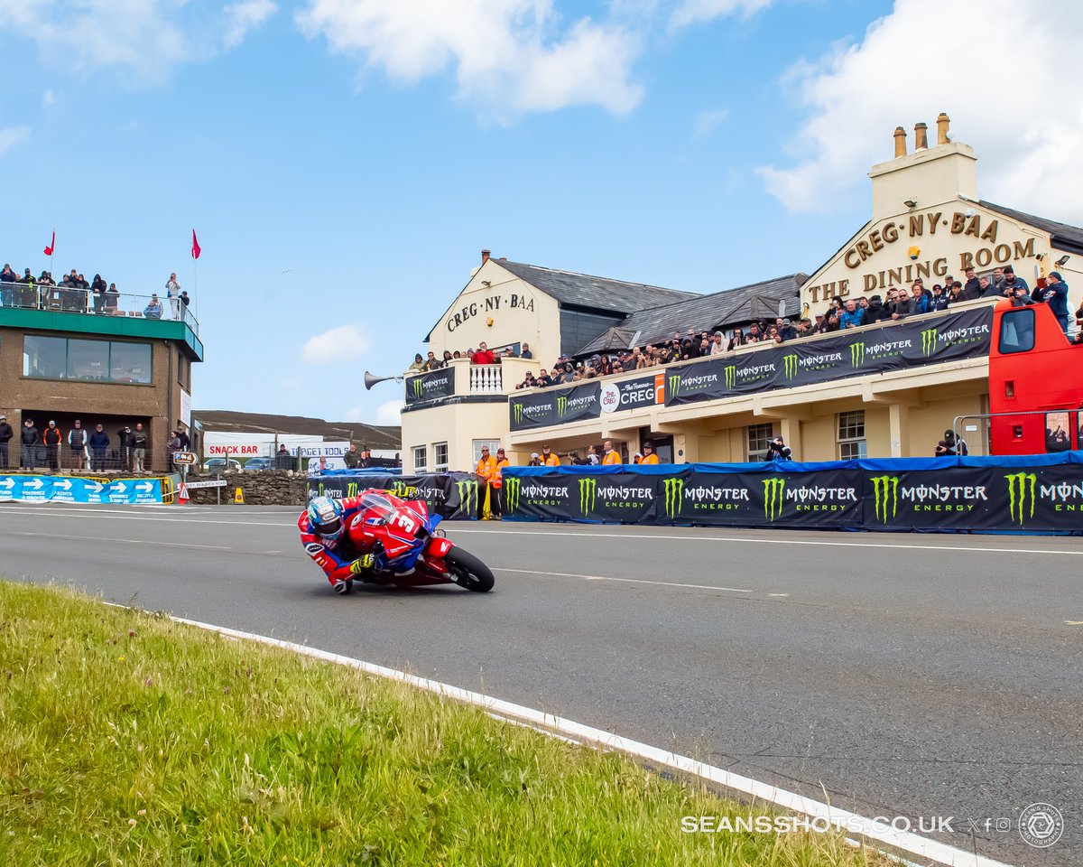 SeansShots tweet media