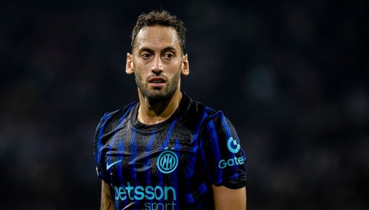 “Inter e Gordon Stipic (agente di Calhanoglu) lavorano - senza fretta e in totale serenità - al prolungamento del contratto del centrocampista, attualmente in scadenza nel 2027. Ipotesi nuova scadenza: 2029” (<a href="/GuarroPas/">Pasquale Guarro</a>)