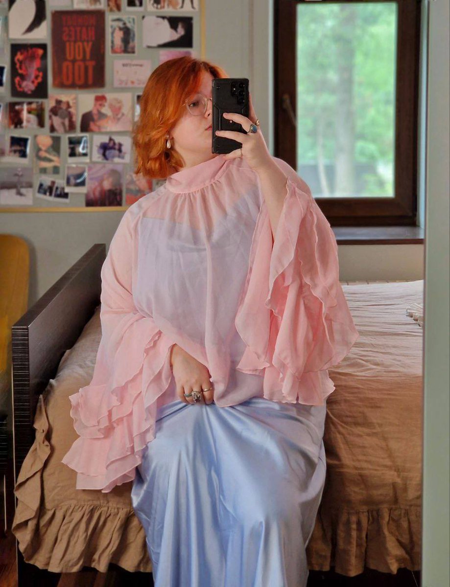 даша бильвизз tweet media