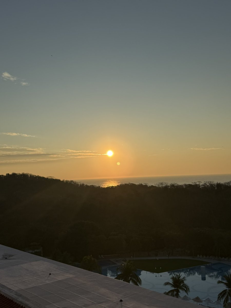 FerCesarmanM's tweet image. Buenos días amigos invisibles! 
Gran martes para todos.
Café? ☕️