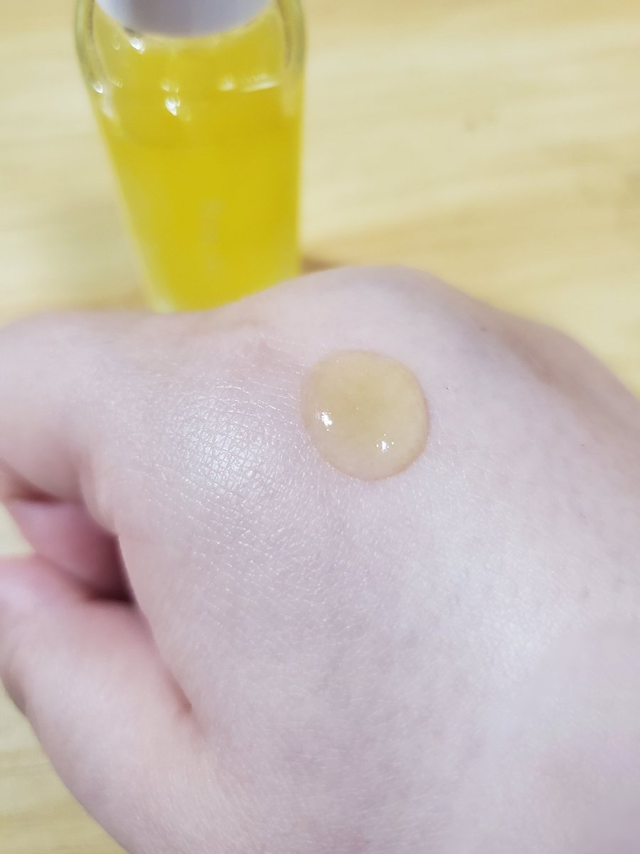 535353_e's tweet photo. ⠀

Fru:C オールインワンビタミンC美容液

LDK5冠達成の美容液 さすが~ᵎᵎᵎ
ビタミンって 独特な匂いとか
ベタつくものと思ってたから
本当に使いやすくて びっくり♡

化粧水の後 これ1本でよくて楽だし
界面活性剤フリーだったり
肌に優しい処方なのも安心🫰🏻

⠀#pr https://t.co/FcQHjvkCRN