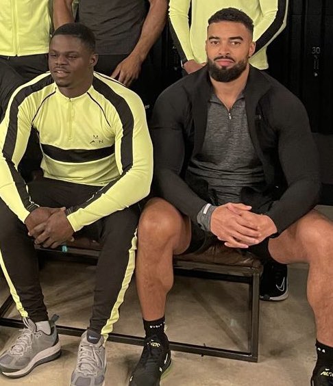 freezy_macbones's tweet image. Life isn’t promised man  @healthy_mindset 😤😔😖. Rest well brother .hmm 🕊️💔
•
•
#sadday