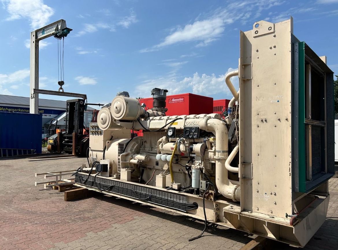 nadusssss's tweet photo. Perkins
Stamford 
1000 KVA
٨٠٠ كيلو
موديل ١٩٩٥
٤٤٢ ساعة عمل
٢٣٠/٤٠٠ فولت
٤٧،٥٠٠ يورو 
ميناء هامبورغ

@shahinat11
@U2_f https://t.co/7N6LuybgET